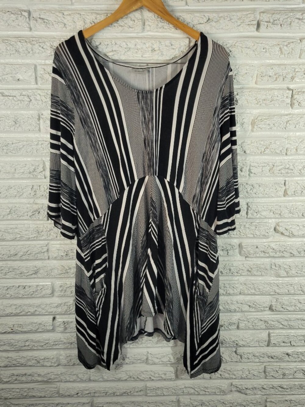 Avenue Womens Size 18 20 Tunic Dress Black White Striped 3/4 Sleeve STR7E